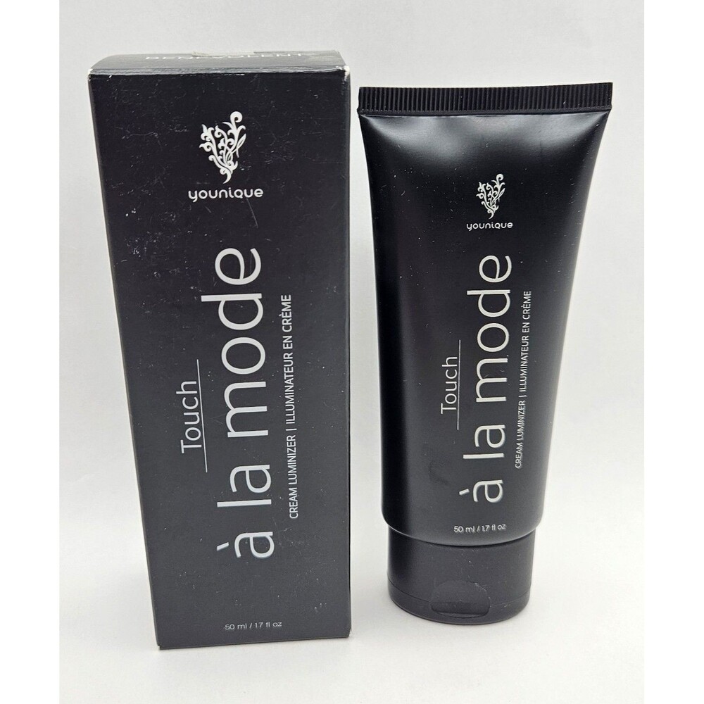 Younique Touch A La Mode Cream Luminizer in Benevolent 1.7 fl oz New in Box